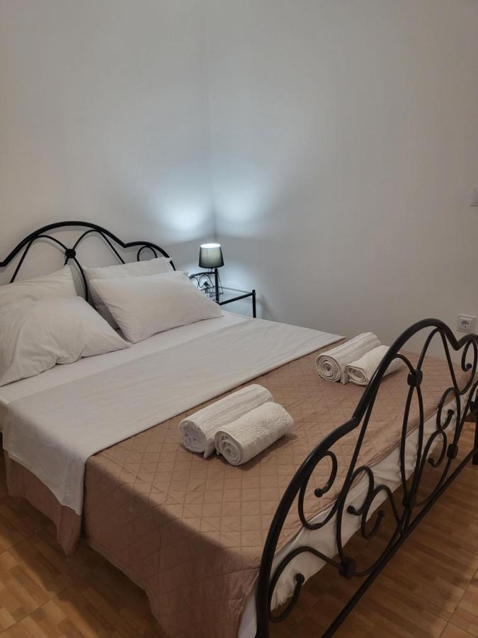 Houlia Home Διαμέρισμα Με Δωρεάν Χώρο Στάθμευσης Steniaí المظهر الخارجي الصورة