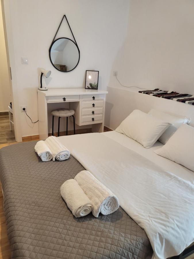 Houlia Home Διαμέρισμα Με Δωρεάν Χώρο Στάθμευσης Steniaí المظهر الخارجي الصورة