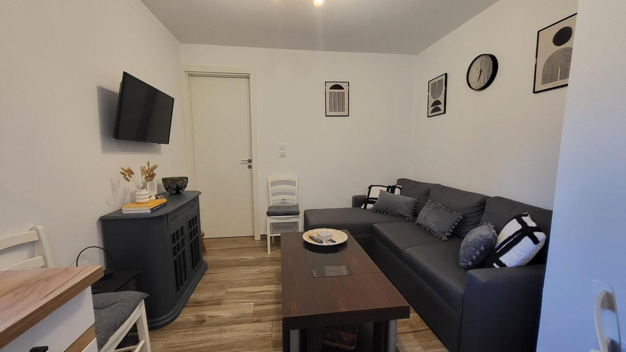 Houlia Home Διαμέρισμα Με Δωρεάν Χώρο Στάθμευσης Steniaí المظهر الخارجي الصورة